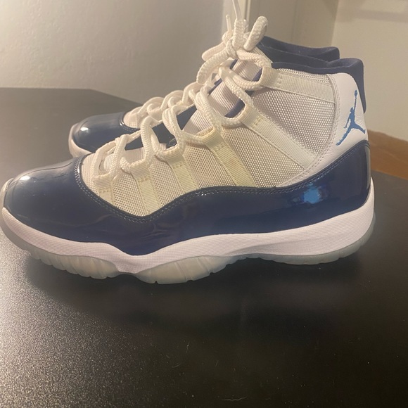 Jordan 11s win like 82 - Picture 6 of 10